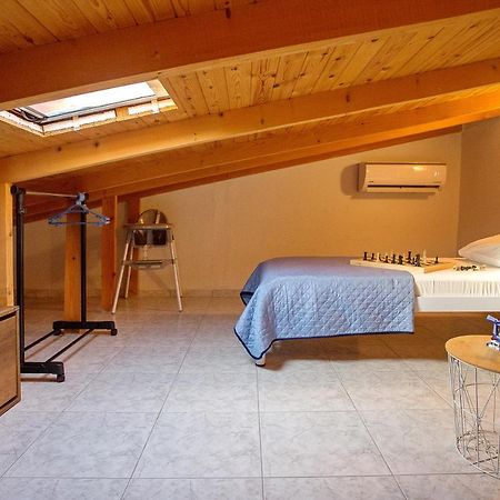 Holiday House Ioanna 2 - Loft Nea Peramos  Ngoại thất bức ảnh